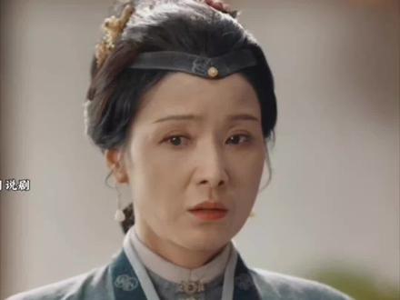家业:再温和的人,触及自身利益时,也会露出幽暗的一面#家业 #家业李家没一个孬种 #家业弹幕说到点子上了 #杨紫秒选家业晋江式标题 #家业里的徽墨是怎么炼成的