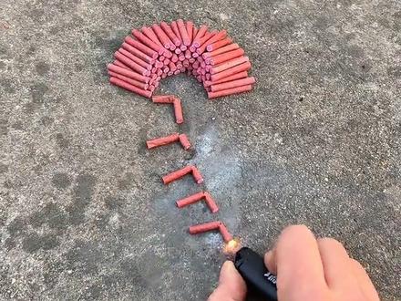 哎呀肚子好疼,明天再给你们看! #擦炮