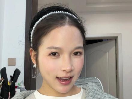 这水光肌一化更好看了,姐妹们都快试试,也太容易了!#随拍#唠嗑#水光肌#妆前乳#跳舞