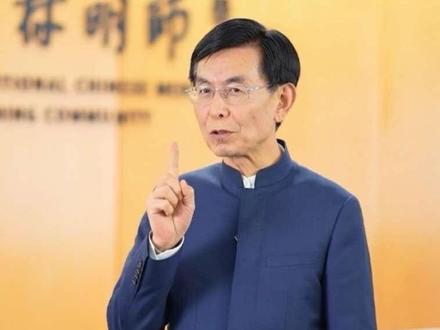 肝血亏虚会引起失眠,睡不着觉,应该如何解决?一起学习张景明教授一病一讲。#肝血亏虚 #失眠 #睡不着 #肝血亏虚怎么办