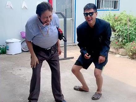 干哈啊大哥,没事我溜达,哈哈哈哈哈哈哈哈…