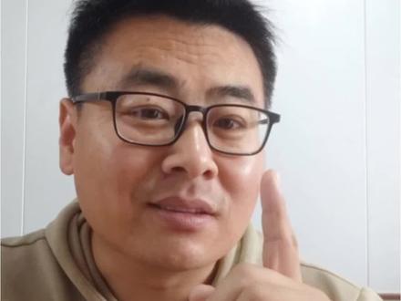 德比斯提及与5号车手之间的“恩恩怨怨” #张雪机车