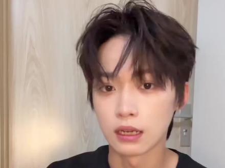 小鱼小鱼快快游,四面八方都自由 #梓渝 #开开心心过好每一天就是幸福