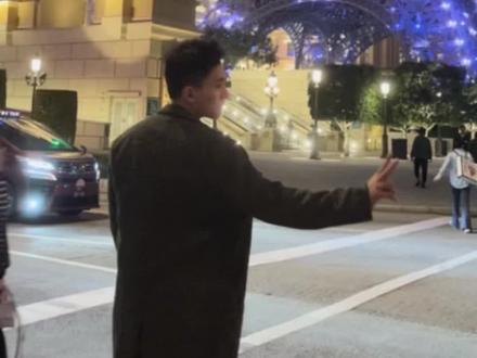 半导体行业整体待遇中等偏上,尤其对转行人士还有生化环材天坑专业,以及一些条件一般或者没多少选择的毕业生们很友好,一个短期看起来不错的选择。
但全局而言不是最优选,至少对有长期规划的人而言不是。据我所知,大概只有在2011到2017年左右加入半导体行业的部份人才,吃到了蛋糕。毕竟怀揣信心和耐心,跟随资本涌动,取得一定成就。
比如:
脱离执行层,年入几十万;
成为某企业中层管理;
进入初创公司,如愿上市,分发股权,财务自由;
#半导体芯片 #半导体 #认知 #暴利行业 #行业秘密