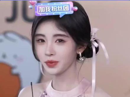 一说一个不吱声#鞠婧祎 #直播 #搞笑