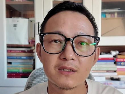 大盘涨疯了,兆易创新却在跌📉 大盘红红火火,兆易创新却逆势下跌,这背后藏着三个有趣的细节和三个关键信号~
#股民交流学习 #创作者中心 #创作灵感 #A股#股市分析