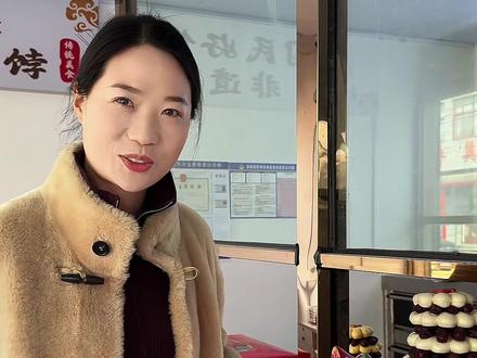 结婚第一年回娘家走亲戚 新女婿给老丈人装了一车年货 见到丈母娘又给红包 这姑爷真中#记录真实生活 #回娘家 #二婚家庭