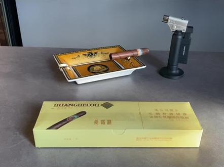 😂昨天有人问雪之韵2号长啥样,翻出来看一下#雪茄知识 #雪茄生活 #雪茄文化 #口粮