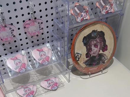 和弟弟一起拆第五人格闪魂卡新品
#第五人格 #第五人格卡牌 #闪魂第五人格 #异域繁花卡境 #拆卡