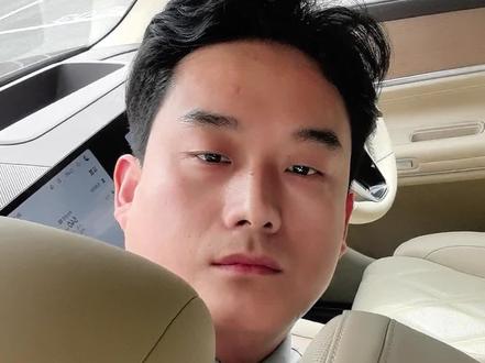 这就是问界质量!被夹了!#问界M9 #问界副驾夹人 #华为 #销售日常
