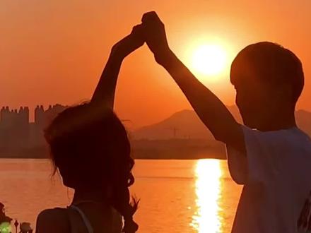 异地小情侣有福了#情侣 #feelflow #applewatch #恋爱