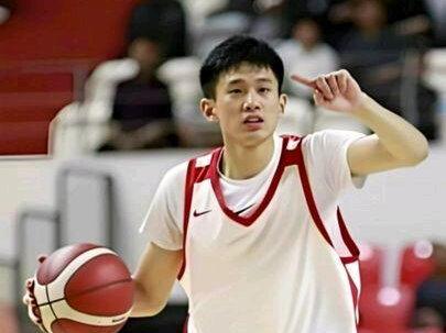 姚明立大功了!一个横空出世的天才,却揭开了中国篮球的丑闻 #李沂泽 #张涵泊 #姚明 #中国篮协