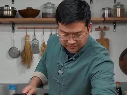 即梦AI seedance2.0生成的效果真的惊艳!让你和朋友轻松玩转AI分身同框~ #即梦ai#seedance #一句话p视频 #鲍俞成 #创业 #实体 #获客