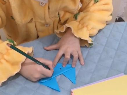 不爱电视不爱手机,唯爱手工和识字!你觉得小狐狸叠起来简单吗?#手工diy #亲子手工 #亲子 #折纸 #手工