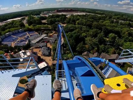 悬浮在百米高的过山车上,第一视角吓死你! #过山车第一视角