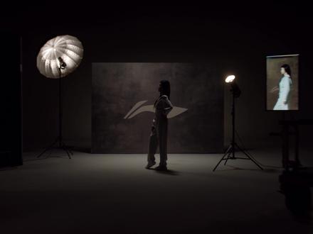 突破边界,以热爱诠释多面精彩,解锁新章。欢娱影视演员@白鹿my 今日官宣全新身份#李宁品牌代言人白鹿 。