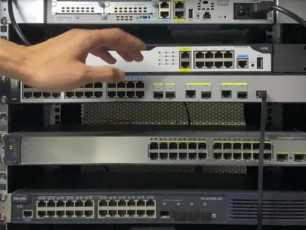 学会这个技巧,快速配置交换机#交换机