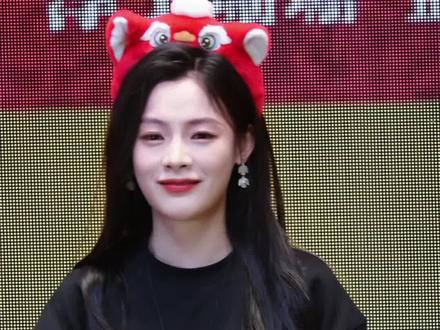 但愿你流下每一滴泪都是因为爱 小宝宝又感性了🥹@陈丽君
📷20260222镖人武汉路演⑤ 百丽宫影城#陈丽君 #镖人 #镖人路演