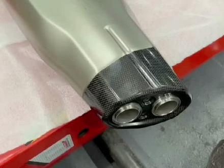 #抖音热门 #摩托改装 #摩托车 新款天蝎排气,如何拆掉消音塞,干货