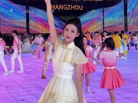 9月25日,浙江杭州。杭州亚运会开幕式引导员大揭秘。怪不得这么好看,原来都是空姐。#浙江dou知道 #杭州亚运会 #开幕式引导员