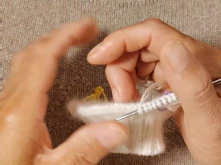 平肩自带袖右肩后山引返#爱生活爱编织 #手工 #教程 @抖音小助手