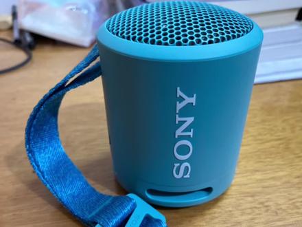 索尼SRS-XB13,人声清晰,低音浑厚,效果不错👍🏻。#索尼 #数码好物 #蓝牙音响