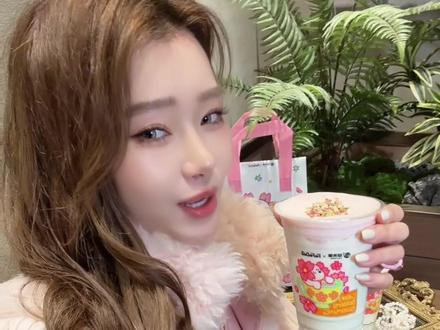 艾特你的好朋友,请你喝粉色的樱花奶茶#女神都在喝什么 #奶茶 #益禾堂 #樱花