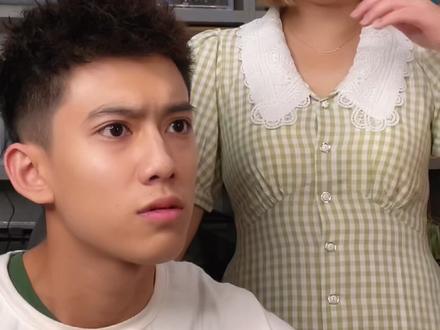 白天一个女朋友 晚上另一个女朋友 每天都有新鲜感!爱了