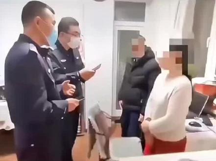 一个苦口婆心,一个执迷不悟。看着真让人热血沸腾