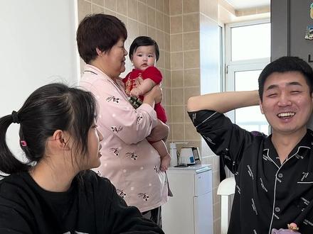 一物降一物,这俩人彻底决裂了!@快乐男孩 #露仔与旭峰的日常 #物理老师李旭峰