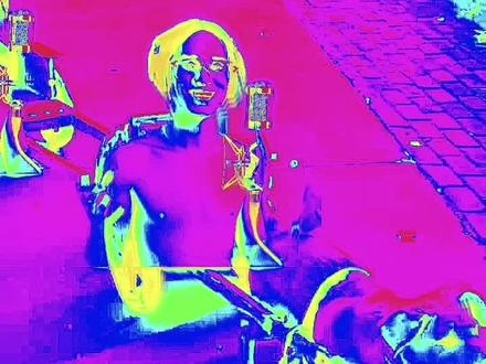 今天也是甜妹呀~#甜妹统治世界🎀 ~#丹尼尔#辛巴巴巴噜比啦变装 #校园舞蹈 #低音炮男神