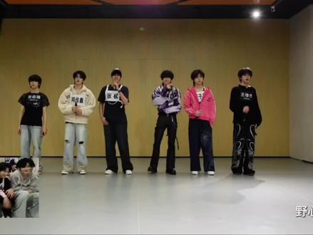 一个镜头可以麦四个#左邓 #涵坤 #橹穆 #极禹 #新音联排