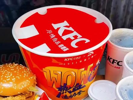 超多炸鸡汉堡吃的好过瘾#汉堡 #炸鸡 #汉堡炸鸡