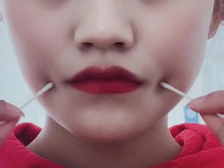 抖音果然没有骗人 梨涡教程就放这了 接下来看你们的了#化妆逆天化妆术 #美到巅峰是什么样 #梨涡