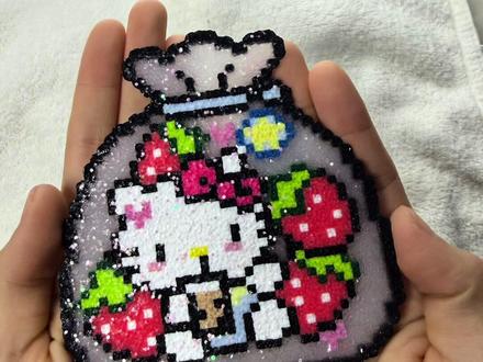 保姆级格利特烫教程
超级详细,宝宝一样可以跟练哦~透明豆子真的太适合格利特烫了,但是我这个不是沟高透,不敢想象高透会多漂亮😍
图纸来源:小🍠@一场猫猫雨
#拼豆图纸 #kt拼豆 #新手拼豆教程 #拼豆挂件 #拼豆图案简单可爱分享