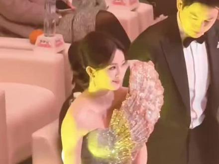 白鹿和欧豪领奖“北上”
电视剧品质盛典#神级现场