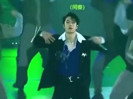 那就录个尴尬的分解吧 嘿嘿#王一博无感 #博君一肖 #百香果 #龟龟🐢 #分解教学