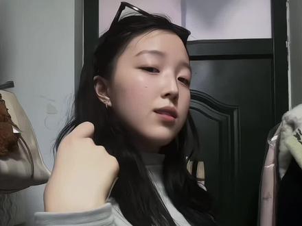 你们要的第一视角来啦 #复仇摇 #第一视角 #手势舞 #卡点 #墨镜