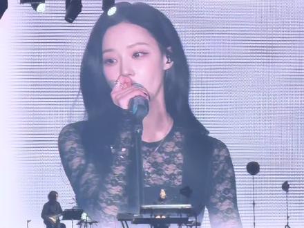 中文版blue…上天入地我再也找不到像你一样真诚的女孩
#演唱会#金玟庭#winter#中文版blue#aespa