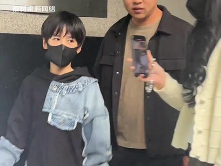 时代峰峻是不是太久没拜了 #侯王子 #吕政熙 #时代峰峻 #tf家族练习生