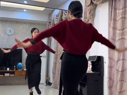 #广场舞教学分享 #创作者中心 #一学就会系列 #零基础学舞蹈#新年舞蹈@抖音创作小助手 @抖音小助手