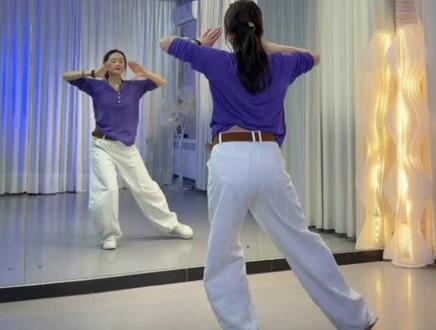 三位老师的编舞超好看#最潮广场舞 #口令分解 #茜茜 #彤彤##欢子