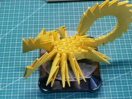 五分钟教会你折“金蝎”关注我一起动手吧!#手工diy #亲子手工折纸 #折纸 #我要上热门 #手工制作 #手工原创作品 #我要火起来 #我要流量