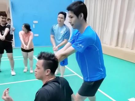 武哥气排球垫球技术详解教学花絮……😀