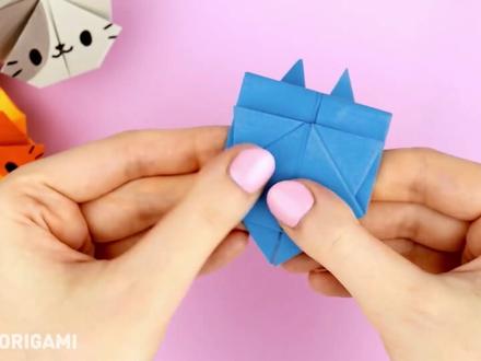 如何轻松制作折纸跳跳猫 | 会跳的小猫咪纸玩具教程🐱✨ 🎨✂️ 手工DIY创意折纸时间到啦!今天我们一起来折一只会跳的纸猫咪 🐱~轻轻一按,小猫就会跳起来,太可爱啦!
📌 所需材料:
📏 一张 21x21 厘米 / 8x8 英寸 的方形纸
🖊️ 马克笔或钢笔(用来画出可爱猫咪表情)
制作简单、玩法有趣,快折几只跳跳猫,和朋友、孩子一起比赛谁的猫跳得高吧!🎉
希望这些可爱的小家伙能带给你快乐与治愈~
💬 如果你有更多想看的折纸作品,欢迎在评论区留言!
❤️ 喜欢这个视频请点赞、关注、分享支持我,我会持续更新更多创意折纸教程哦~
#DIY手工#跳跳猫#趣味折纸 #纸玩具#可爱折纸