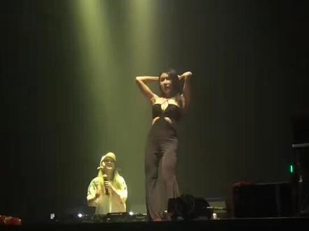 春风一吹,头发都在开心,龚玥菲嘉宾夜#普通人运动vs我运动 #龚玥菲#蹦迪选手 #nicko #全民蹦迪时代