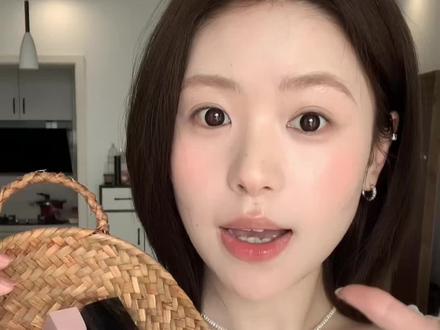 俺的自用漂亮液体腮红分享🍧
#交出我的人生腮红 #腮红分享