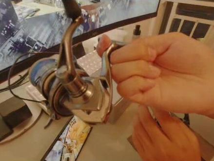 1800的f4和800的尤特佳有啥区别?#路亚 #纺车轮 #开箱