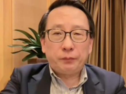 牢A:美国高层认为“斩杀线”是正常的,但一些美国人毕竟过得不舒服,又要保持对中国的优越感,在自大和不安之间来回冲突