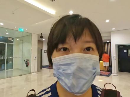 跟敏姐在迪拜汇合,瞒着她偷偷去机场接机,姐妹这反应也太好玩了 #海外旅行 #vlog旅行季